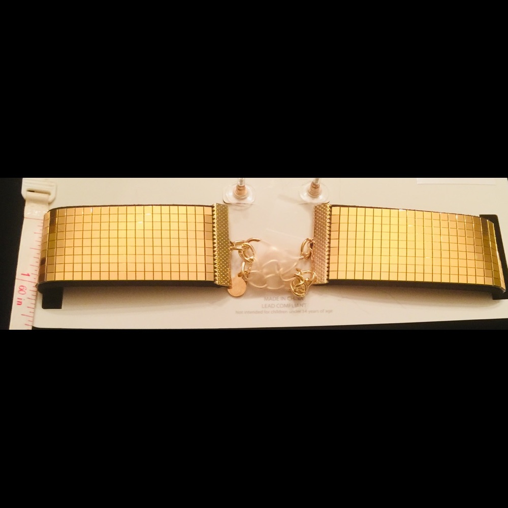 Golden Choker Necklace - Picture 2 of 2